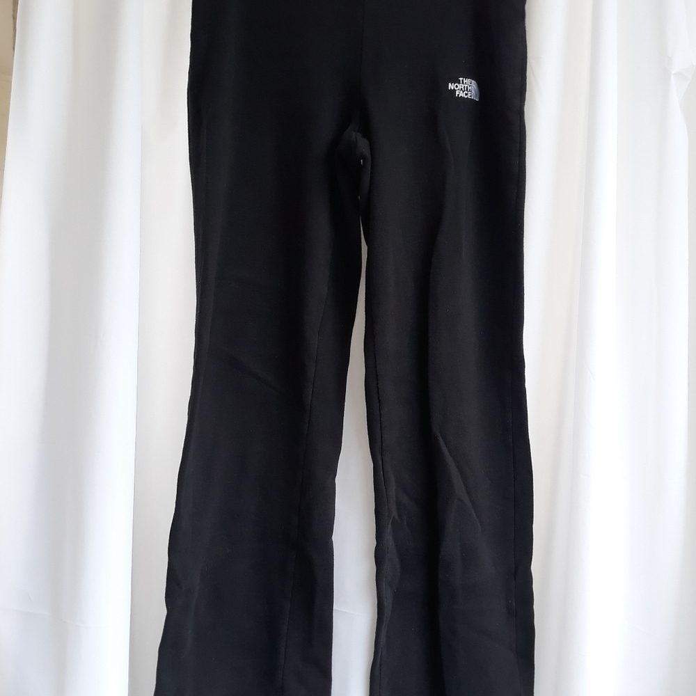 Northface Women's joggers.  Size M.